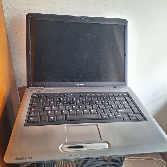 Portátil Toshiba Satélite A300 em perfeito funcionamento