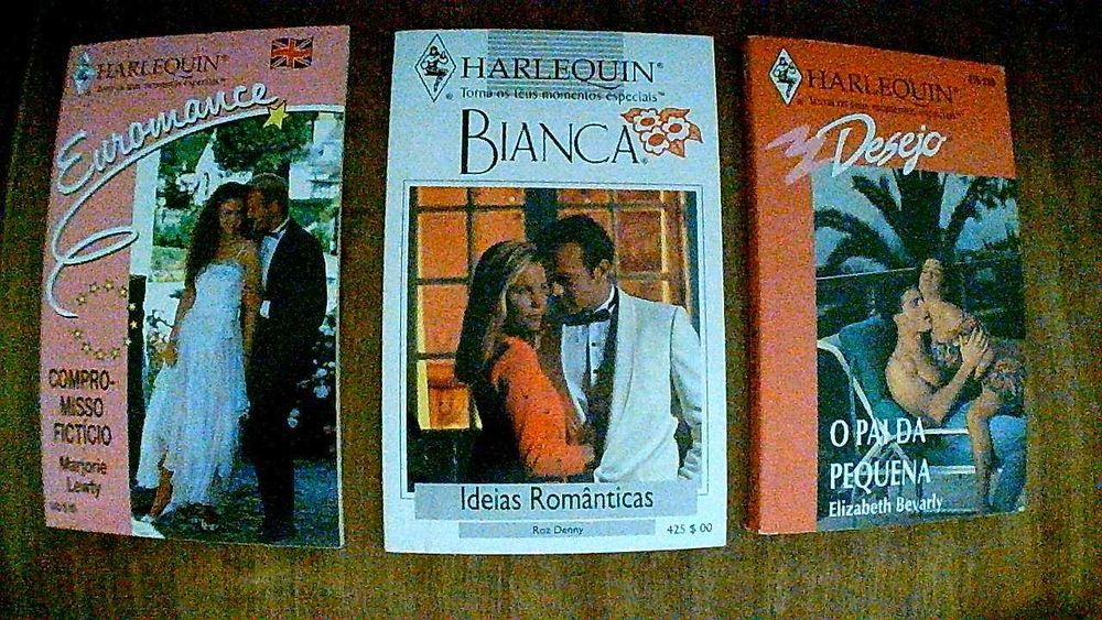 livros antigos romance e policiais cowboys