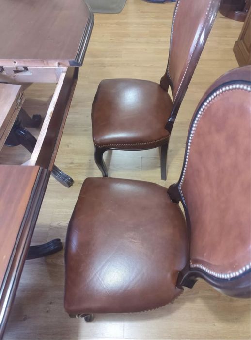 Mesa e Cadeiras