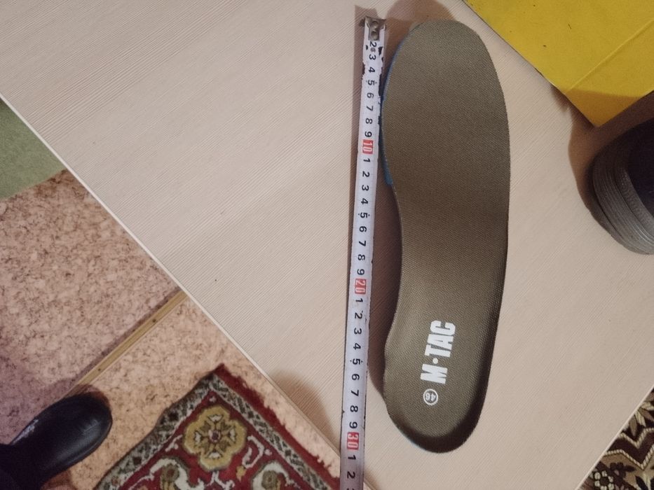 Продам чоловічі кросівки М ТАС!  В гарному стані! Не порвані ! Розмір