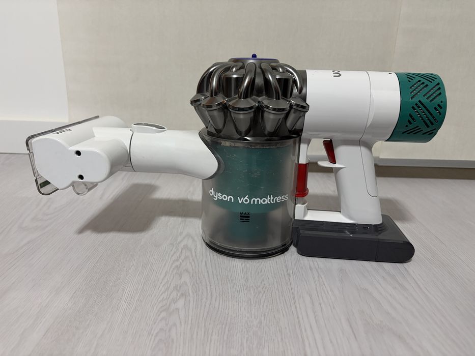 Aspirador Dyson V6 Matress com acessórios