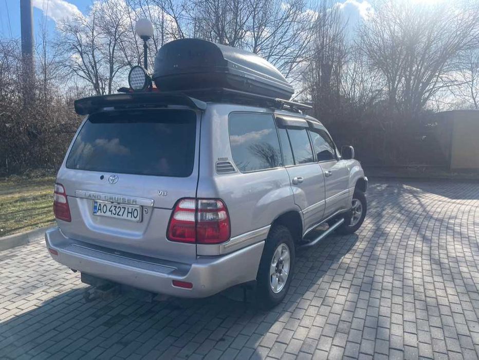 Toyota Land Cruiser 100 4.7 AT підготовлена