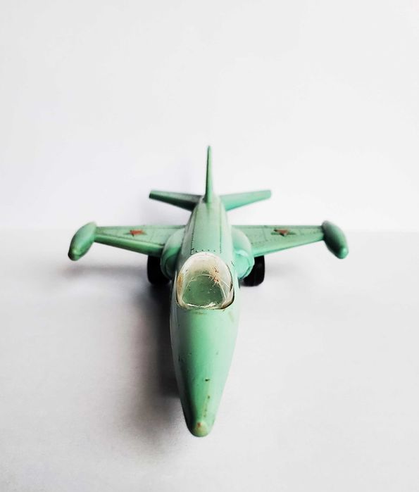 детские игрушки СССР/  дитячі іграшки СССР/  самолет СССР
