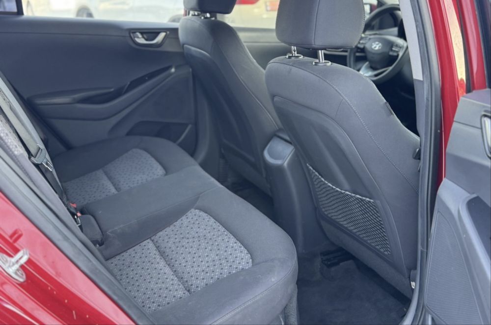 Hyundai loniq 2019. Гібрид Здам в оренду.М.Львів