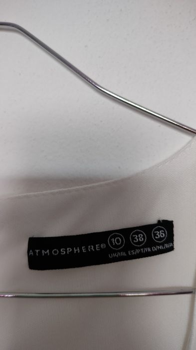 Vestido simples branco