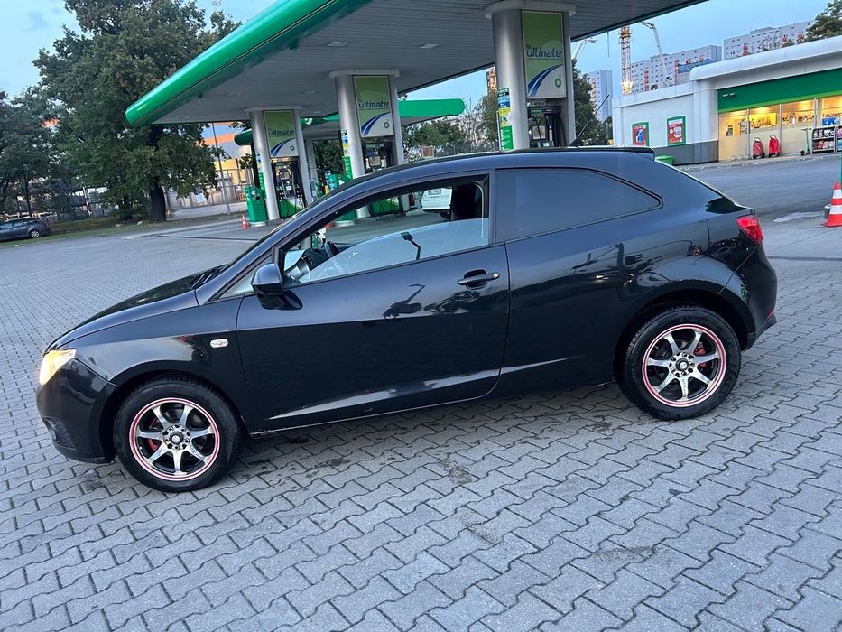 WYNAJEM samochodów wypożyczalnia aut RENT A CAR VANY osobowe SUVY