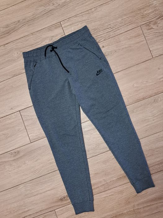 Szare Spodnie Dresy Nike Rozmiar S