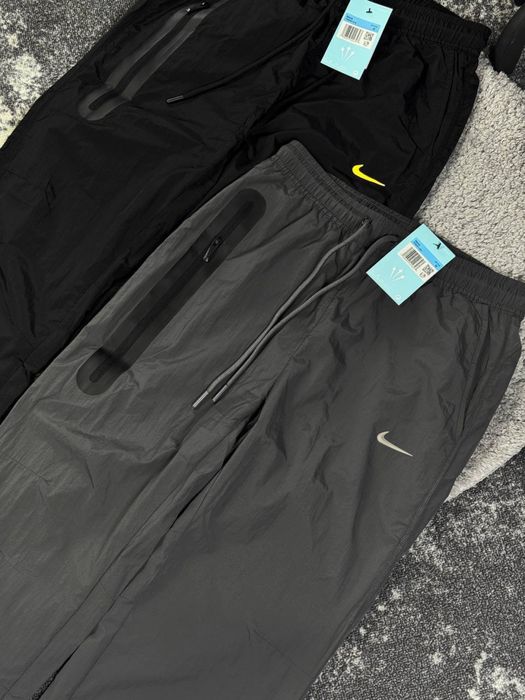 Нейлонові штани Nike Nocta!