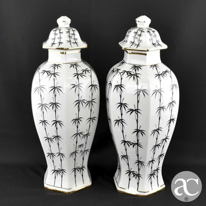 Par de potes hexagonais com tampa porcelana Artibus, decoração bambu