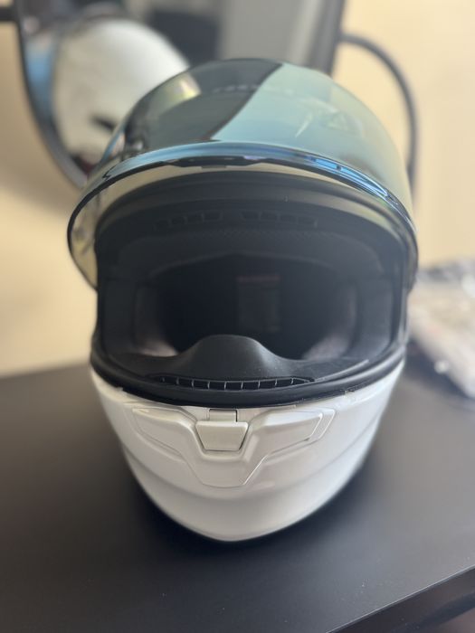 Kask motocyklowy Shoei NXR 2 – stan jak nowy
