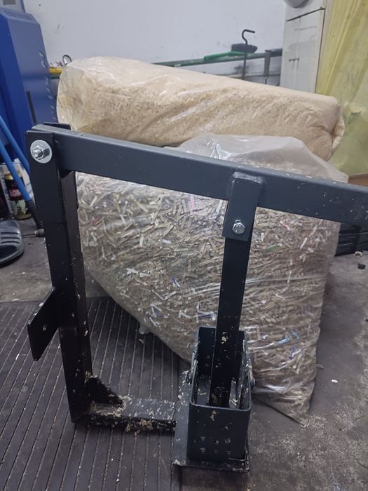 Brykieciarka ręczna