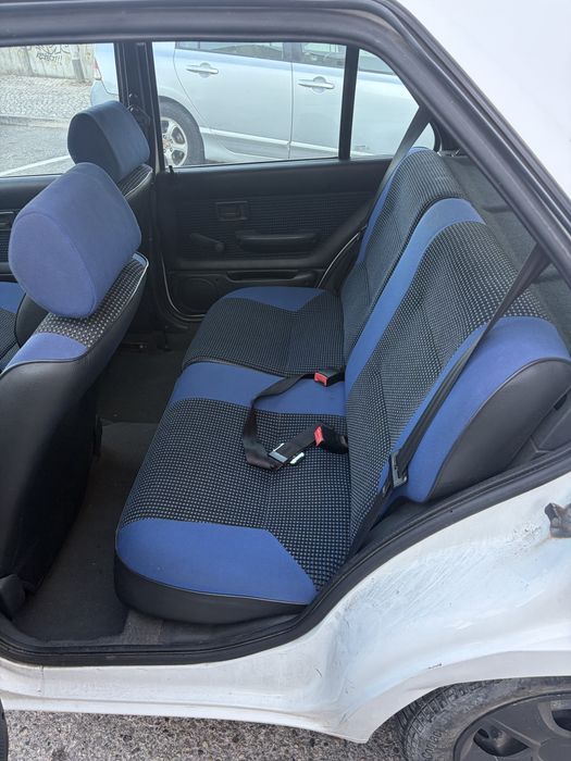Vendo pegeot 106 1.0 foto 5