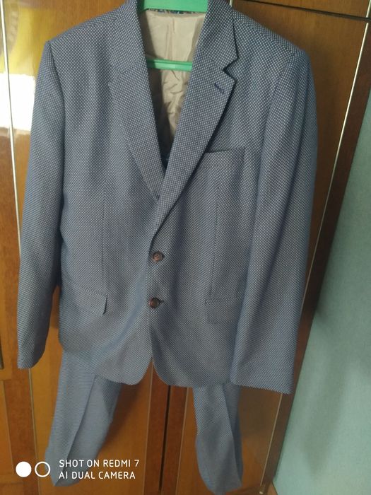 Костюм чоловічий , трійка , класичний , молодіжний