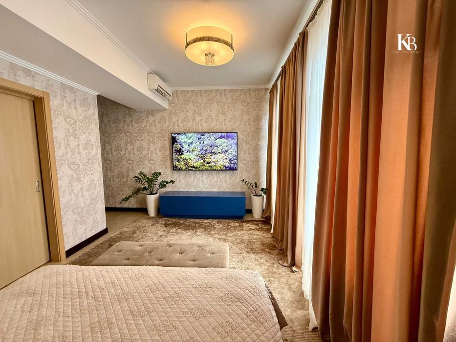 Продаж 2-рівневої квартири , 2 паркомісця входять у вартість!