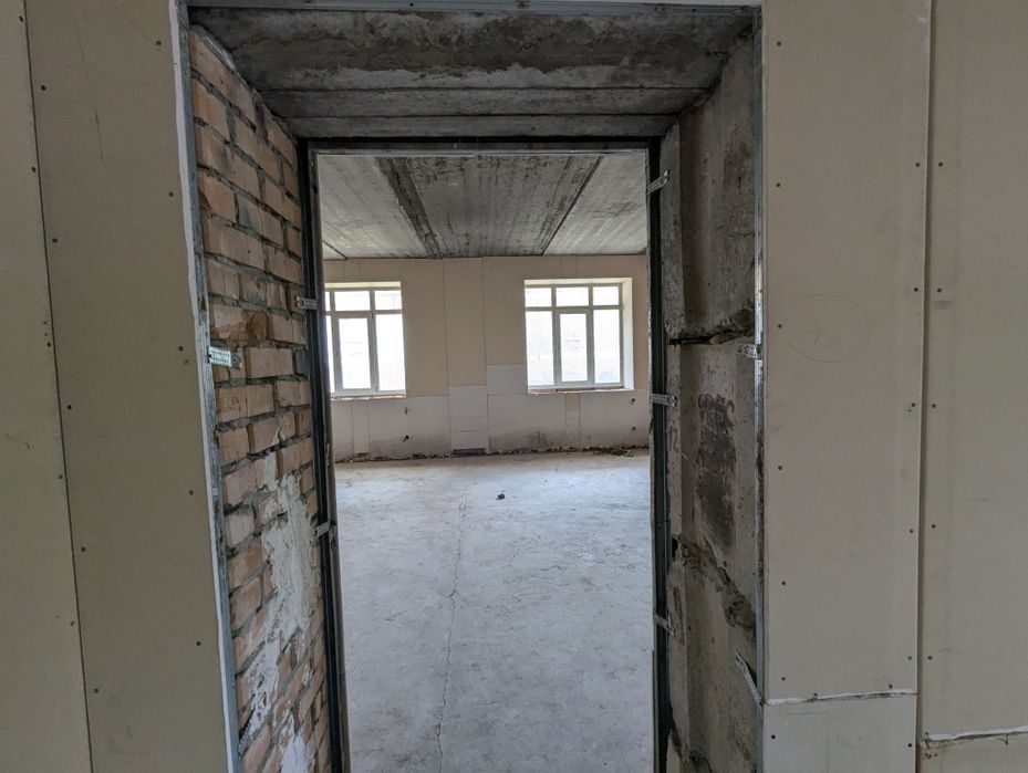 Комерційне приміщення 103м2