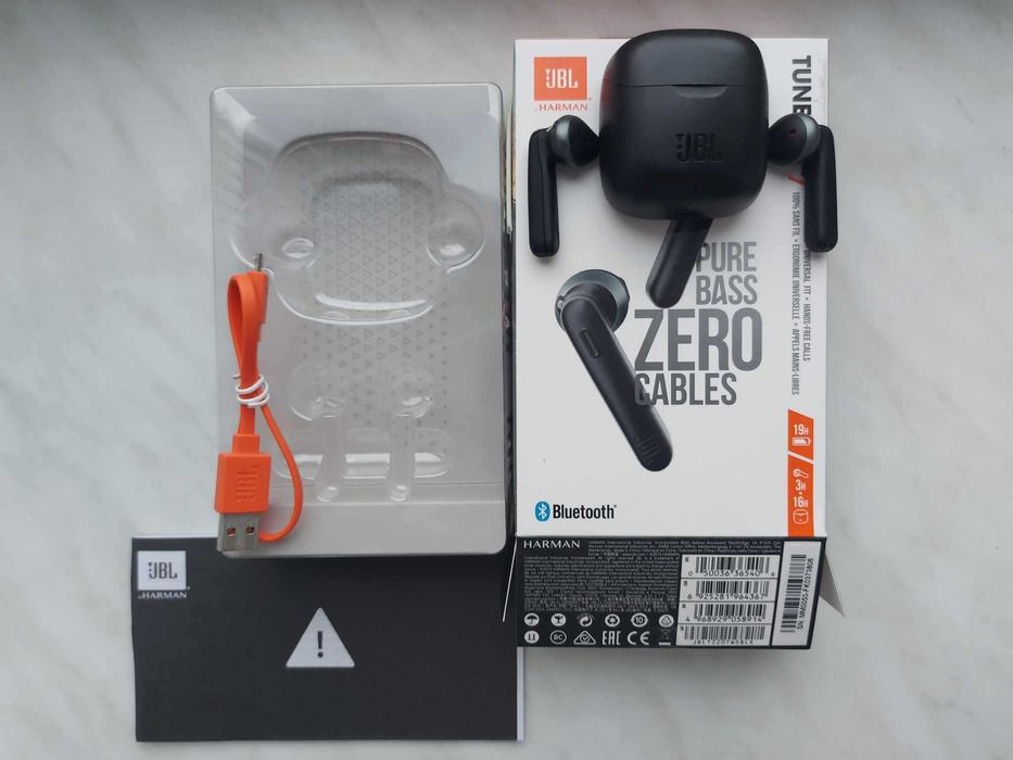 Słuchawki bezprzewodowe douszne JBL Tune 220 TWS