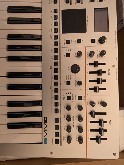 Sintetizador Roland GAIA 2 em estado rigorosamente NOVO