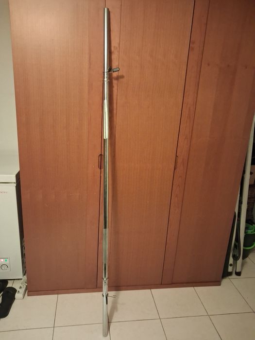 Barra supino / musculação maciça 1,80m  30mm com respetivas molas
