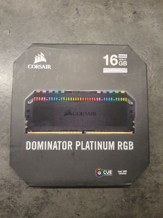 Pamięć RAM DDR4 Corsair Dominator RGB G.Skill Ripjaws V B-Die 2x8 16GB