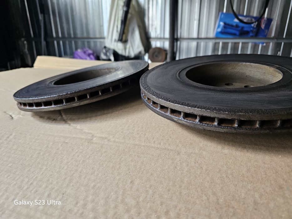 Тормозные диски , гальмівні диски, Passat B5, 1.9 tdi, рестайл