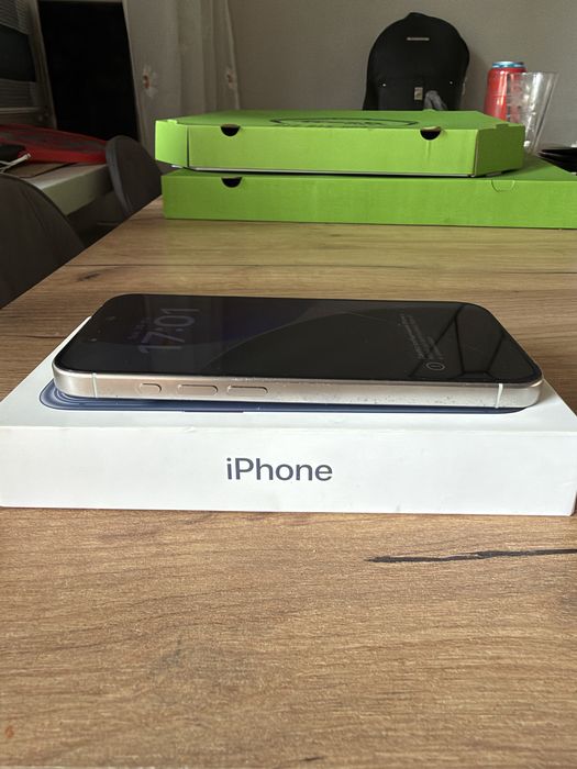 Iphone 15 Pro 256GB  87% baterii