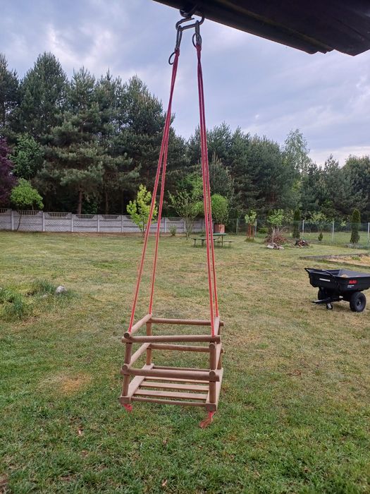 Huśtawka drewniana do domu, ogrodu itp