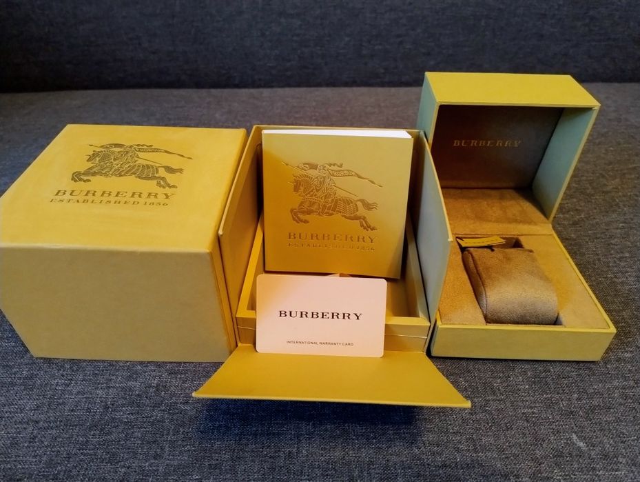 коробка с часов BURBERRY