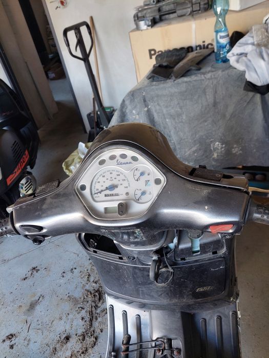 Piaggio vespa 125 gts