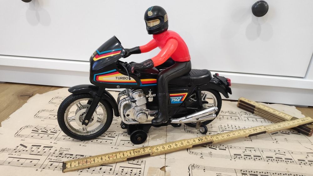 Honda CB 750 - Brinquedo Vintage