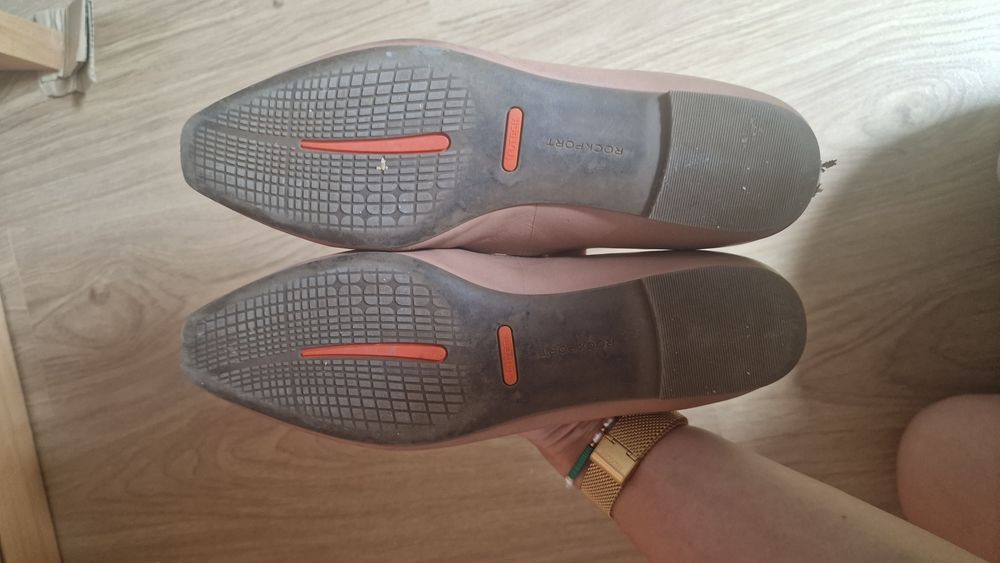 Sabrinas beje Rockport