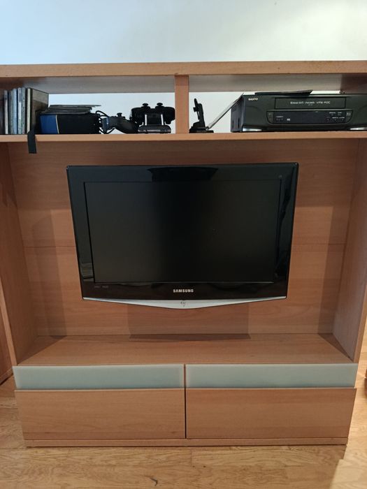 Móvel TV e multimedia para sala ou quarto