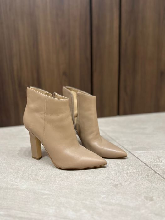 ботинки жіночі на каблуку,черевики на підборах,ботінки