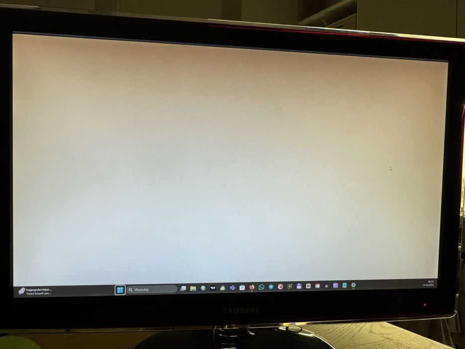 Monitor Samsung SyncMaster P2770HD – 27” Full HD z tunerem TV