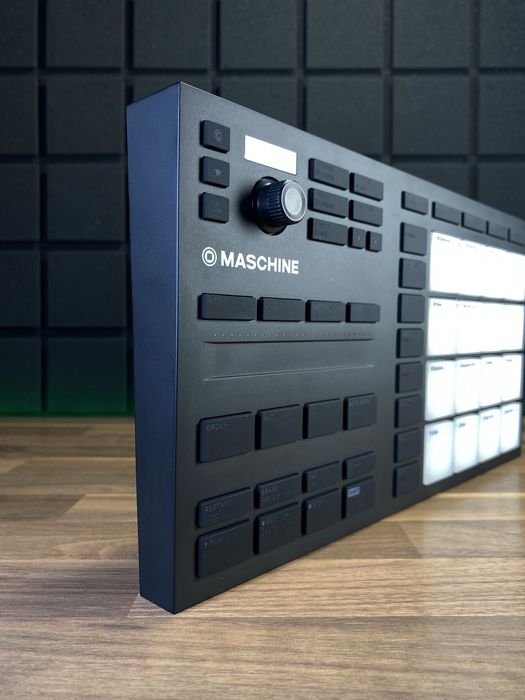 NI Maschine Mikro MK3