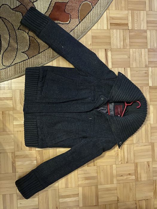 Kurtka szara autograf