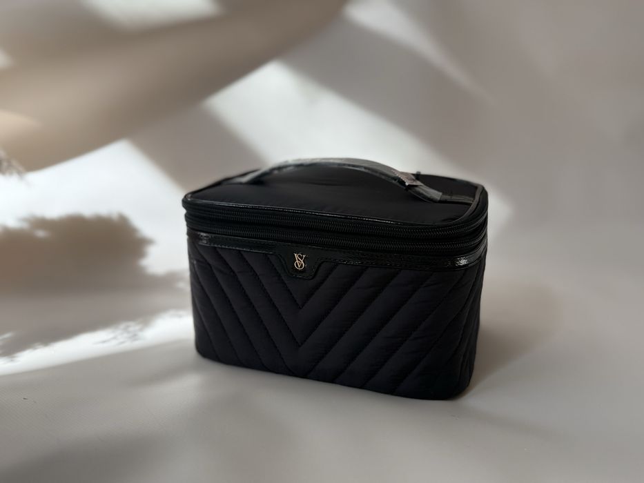 Косметичка Вікторія Сікрет