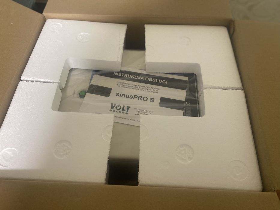 Інвертор сонячний Volt Polska Sinus Pro 2000 S 24/230V ДБЖ(UPS)