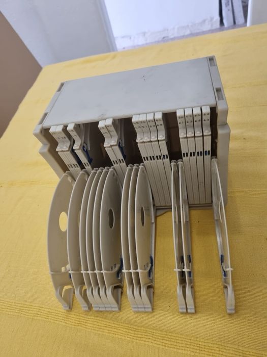 Caixa para Guardar CDS