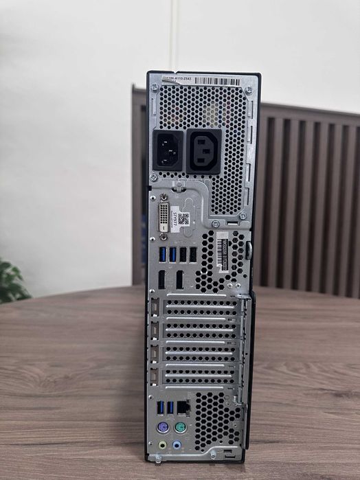 DESKTOP FUJITSU D958 SFF - Recondicionado