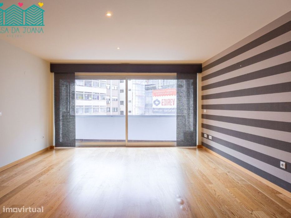 Apartamento T2 com Garagem Fechada em Aveiro