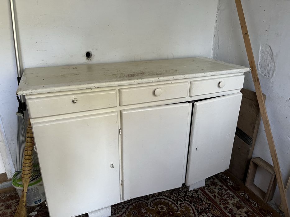 Kredens kuchenny stary byfyj lata 50 lite drewno