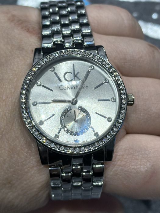 Mega zegarek damski bizuteryjny