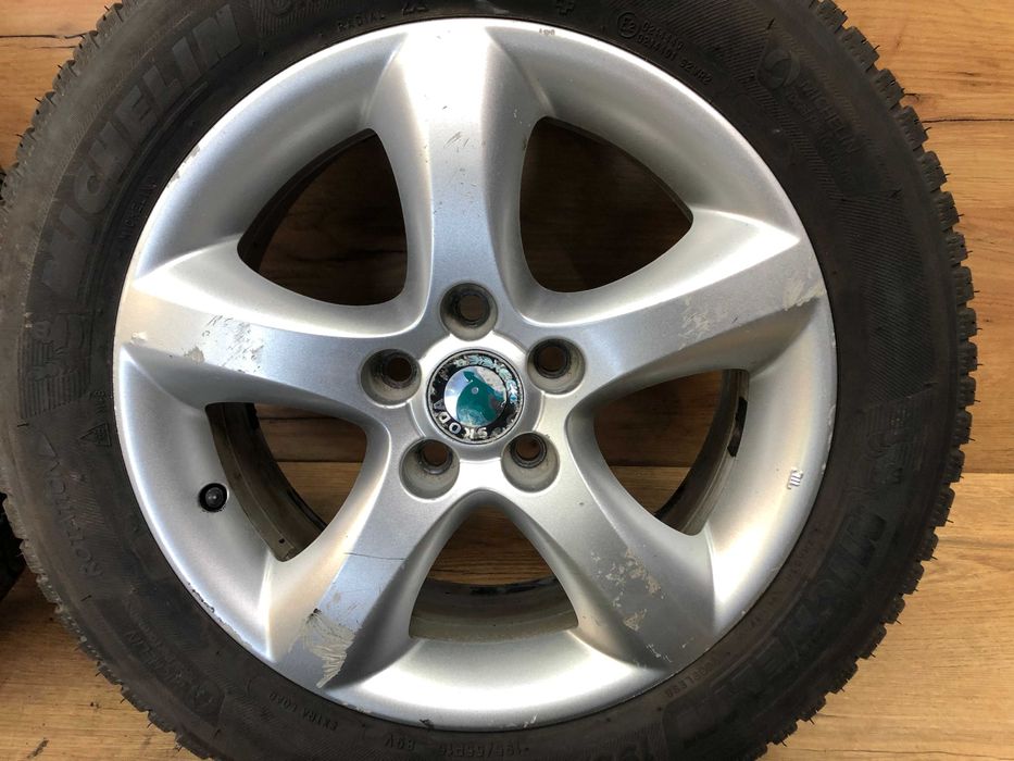 Koła/komplet kół/alufelgi Skoda 195/55/15 5x100