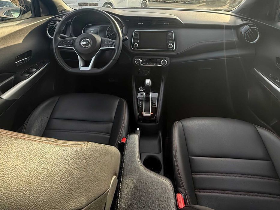 Nissan Kicks SR      2020
