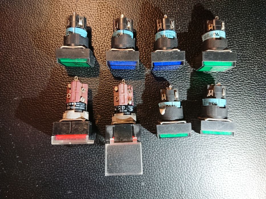 Переключатели/кнопки/кнопочные переключатели: Fuji electric, EAO