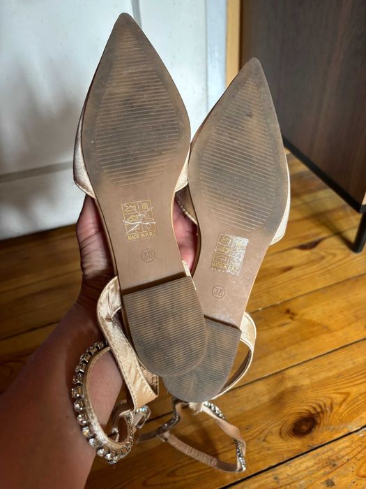 Balerinki atłasowe w szpic, 38, Ideal shoes