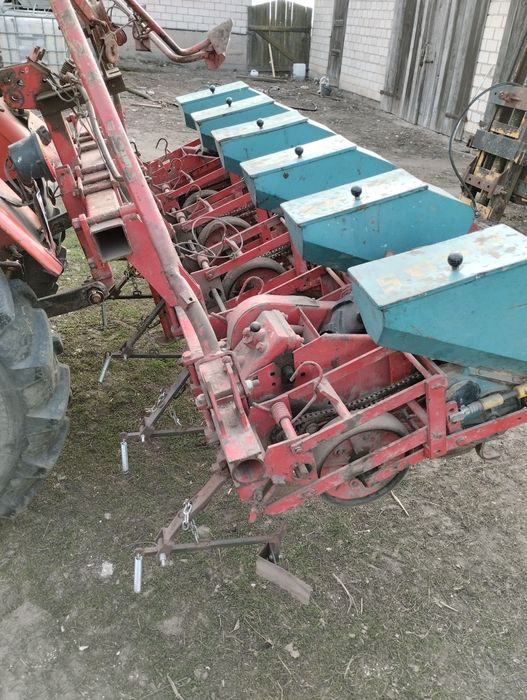 Siewnik do buraków rau