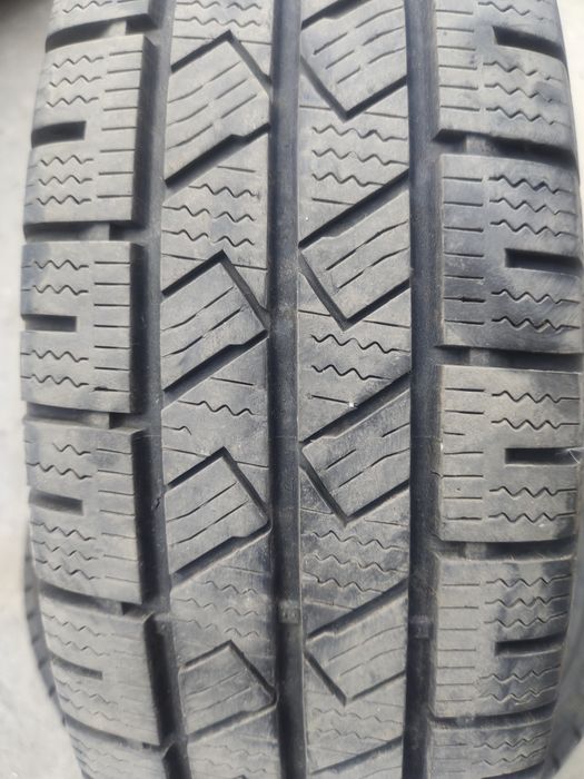 Продам гарні шини  205/75/16C
