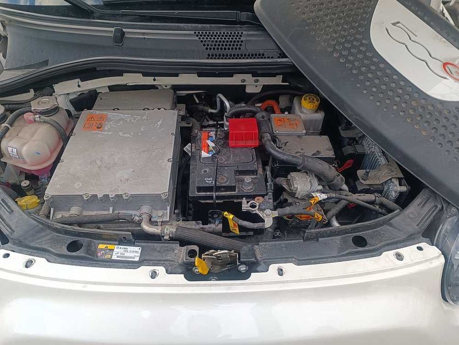 Fiat 500E, Фіат 500Е, розбирання авто на запчастини, Київ