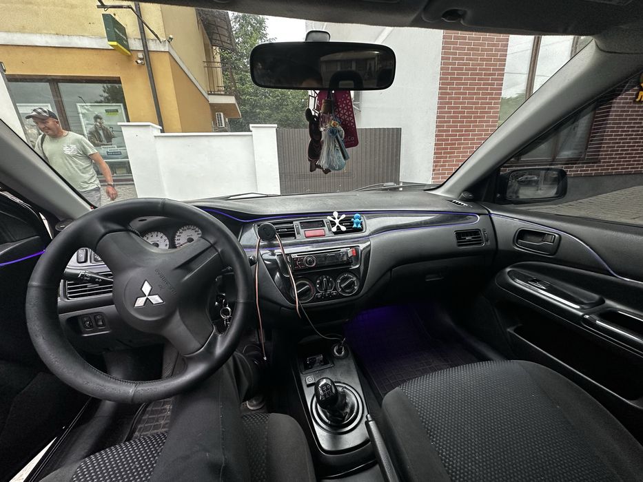 Mitsubishi Lancer 1,6 Comfort